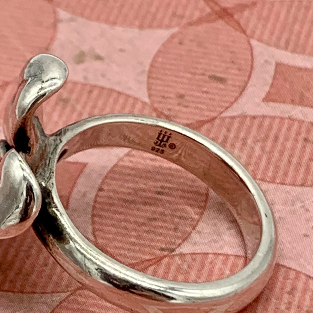 💝  Stunning RETIRED James Avery Sterling Silver Flower Ring  💝 - Picture 4 of 10